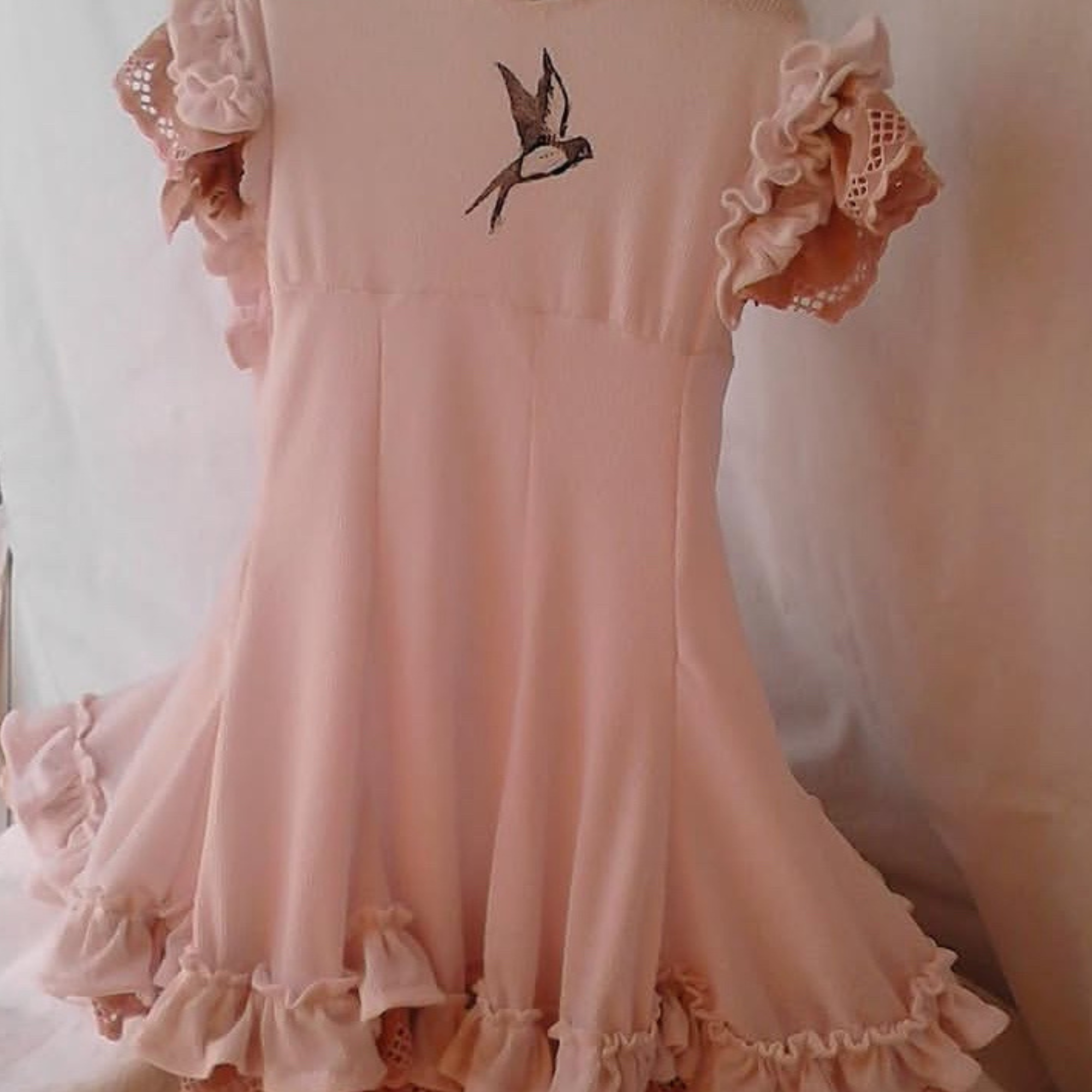 estampage encre textile hirondelle illustration robe enfant